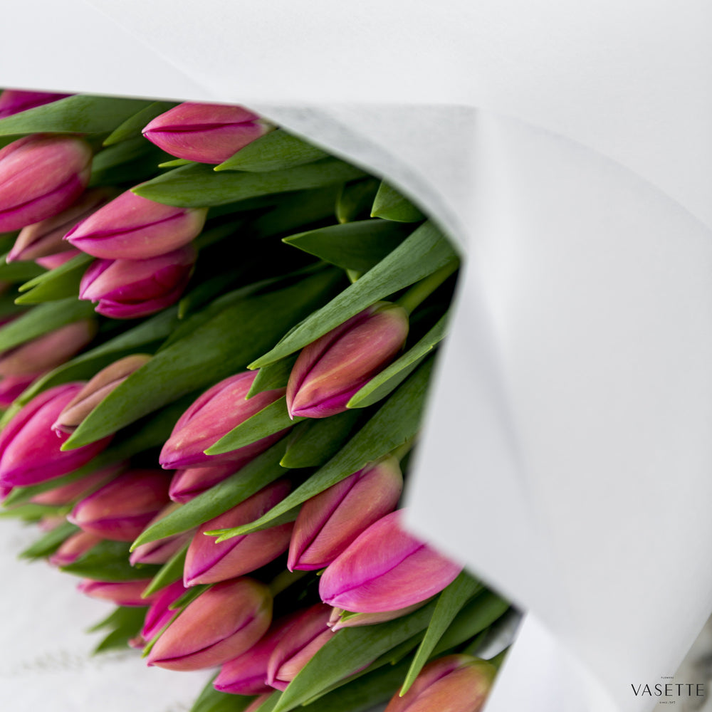 Cut Flowers from Flowers Vasette