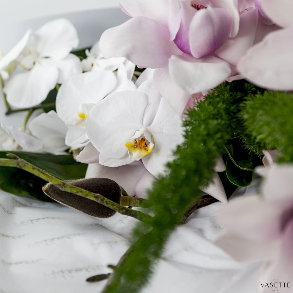 Elegantly Grouped from Flowers Vasette