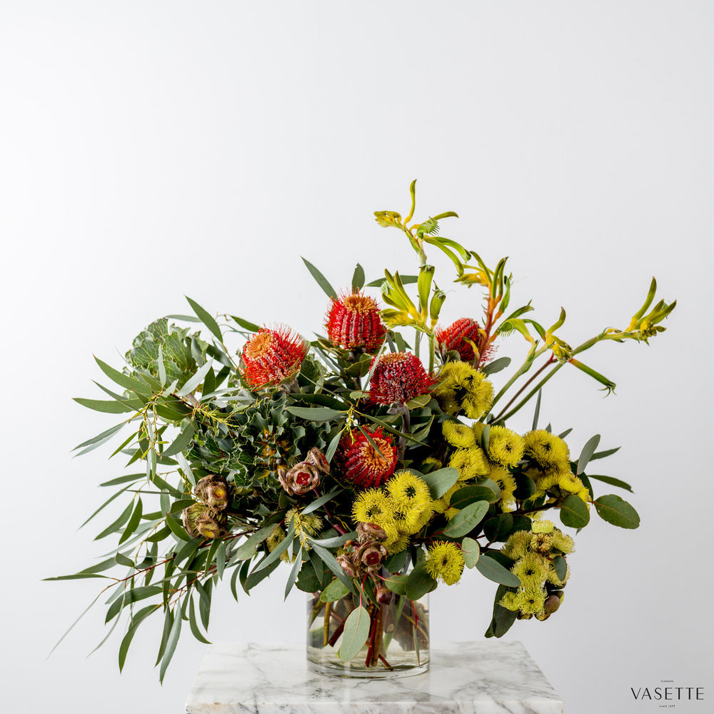 Natives from Flowers Vasette