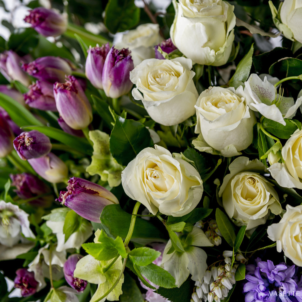 Bouquet in Soft Pastels from Flowers Vasette